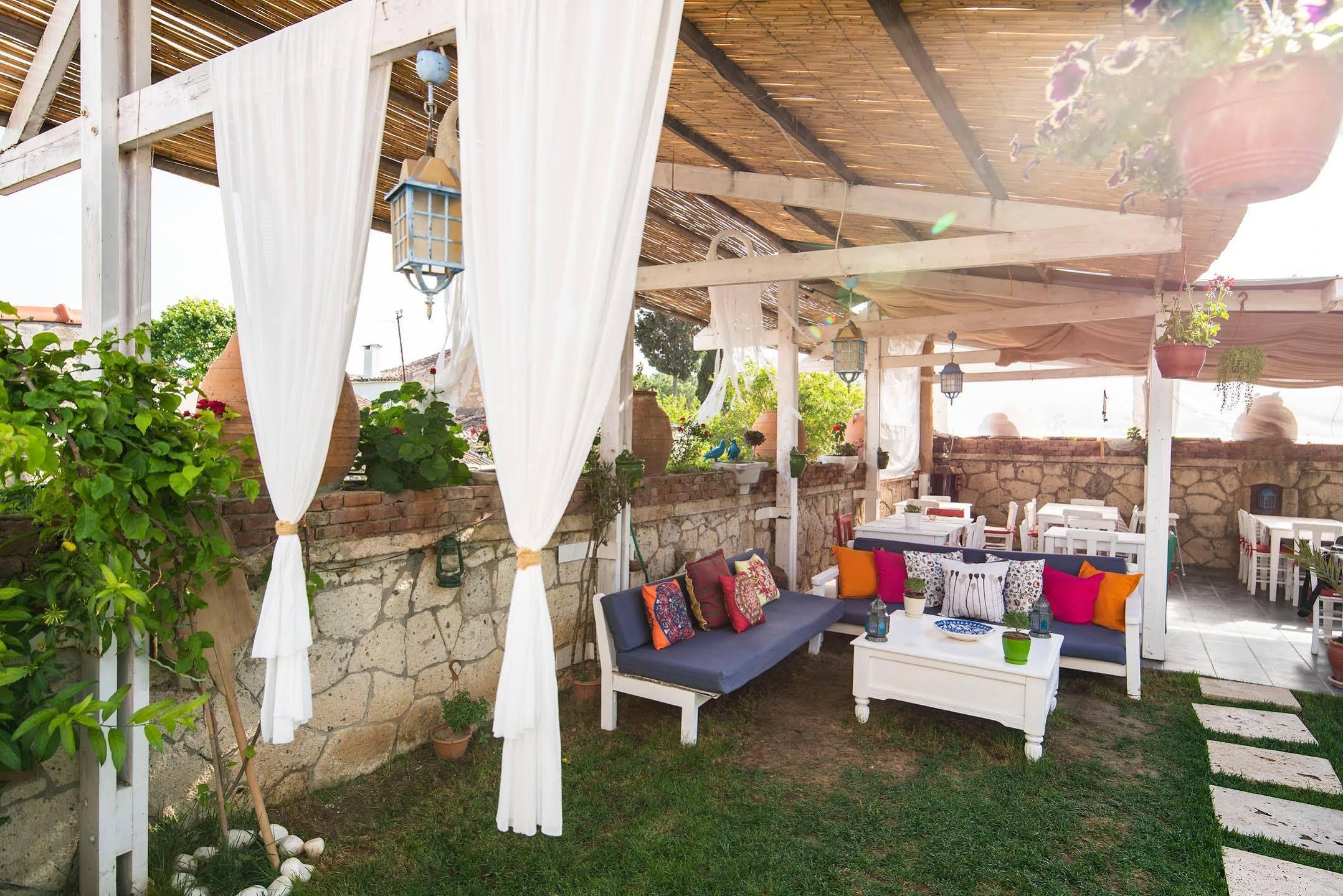 Sari Gelin Alacati Hotel Exterior photo